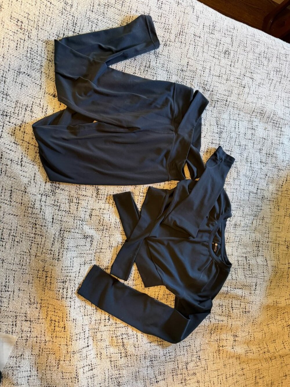 2 PIECE SET Zella Athletic Leggings & Long Sleeve Top w/ Cut-out Detail - Sz S